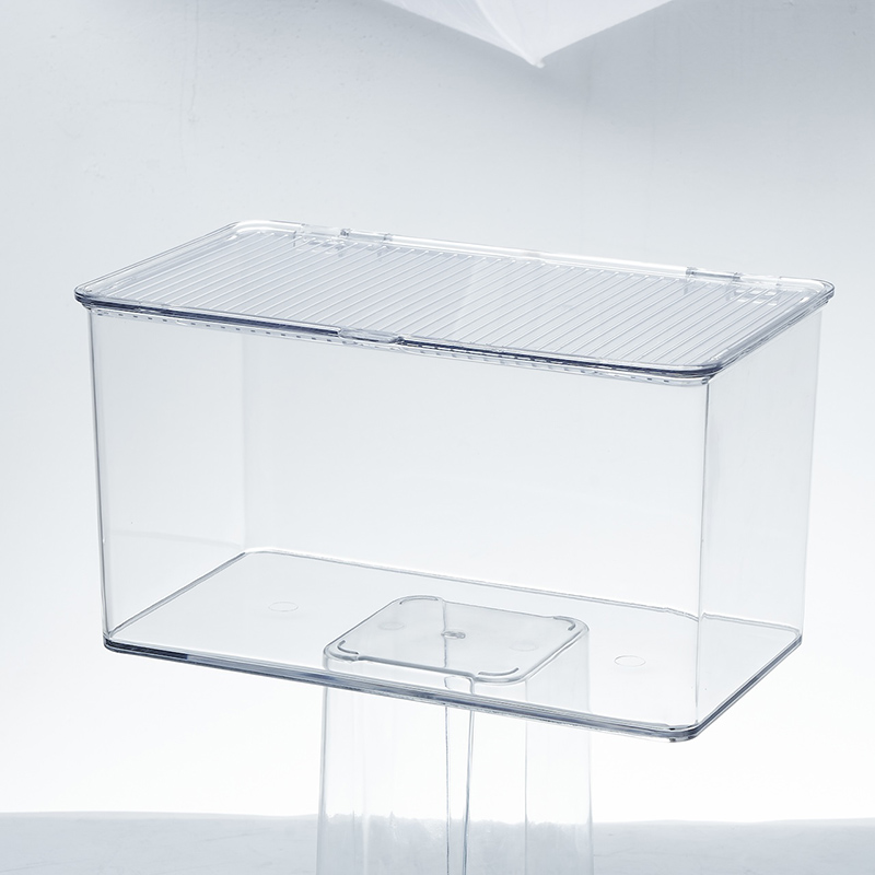 Como você decora um recipiente transparente?